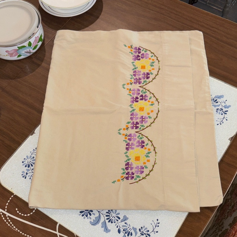 Vintage Cream Pillowcase with Floral Embroidery
